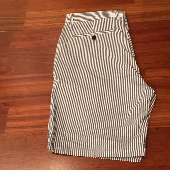 Vilebrequin shorts - Picture 3 of 10